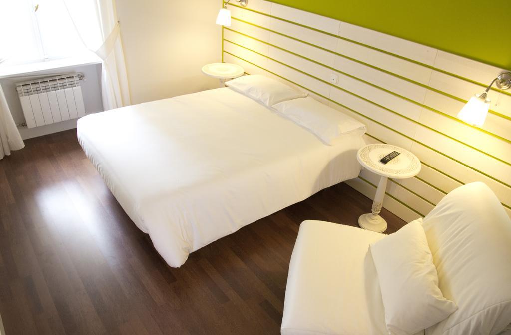 Hostal Monjes Peregrinos Burgos Room photo